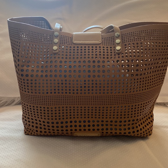 BCBGGeneration Tote Bag NWT - Picture 3 of 12